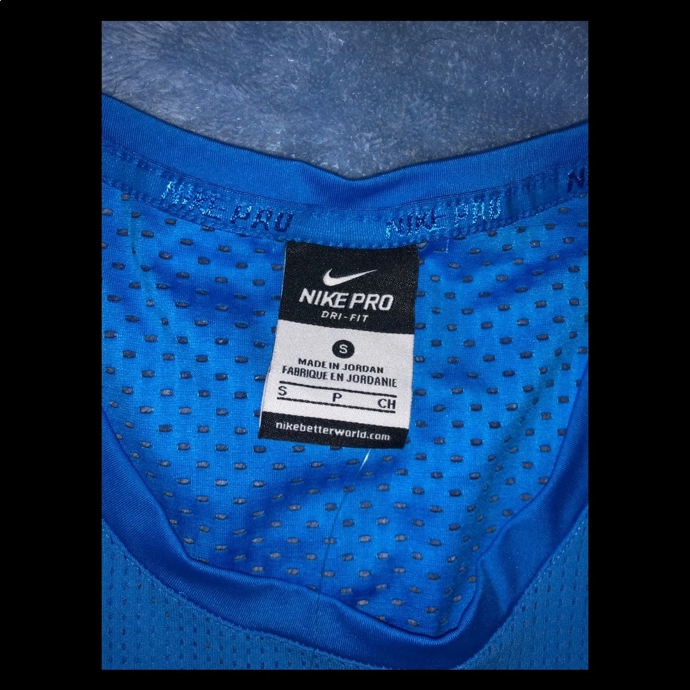 Nike Pro Dri-Fit shirt - Picture 2 of 3
